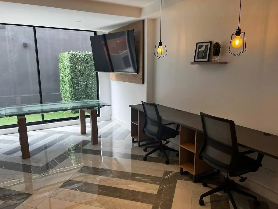 아파트 Suite Comoda Y Acogedora En 키토